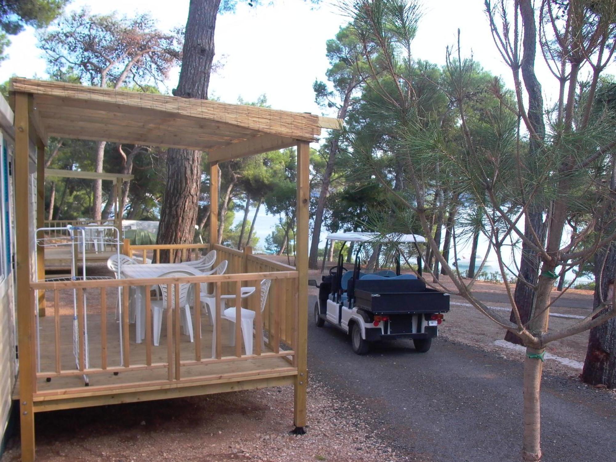 Camping Village Poljana Mali Losinj Ngoại thất bức ảnh