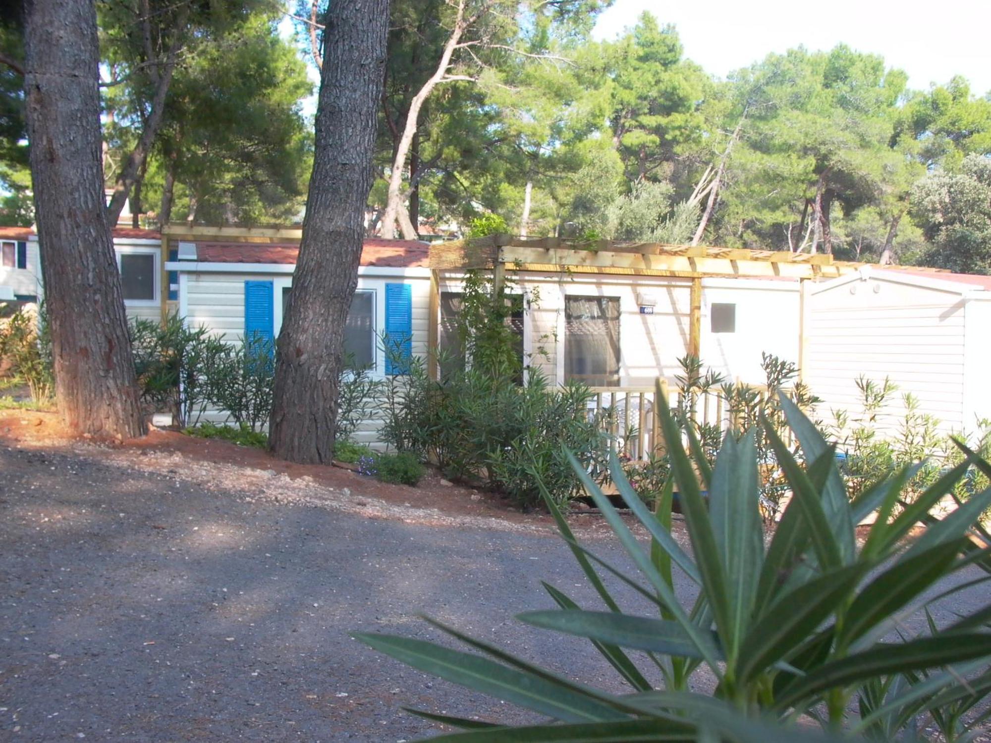 Camping Village Poljana Mali Losinj Ngoại thất bức ảnh