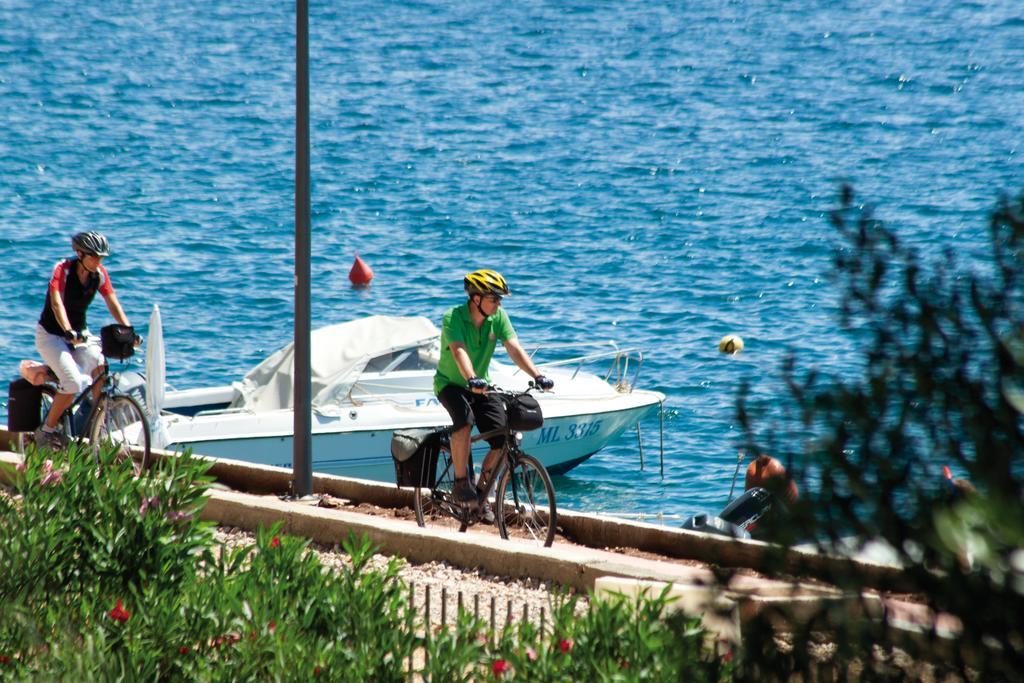 Camping Village Poljana Mali Losinj Ngoại thất bức ảnh