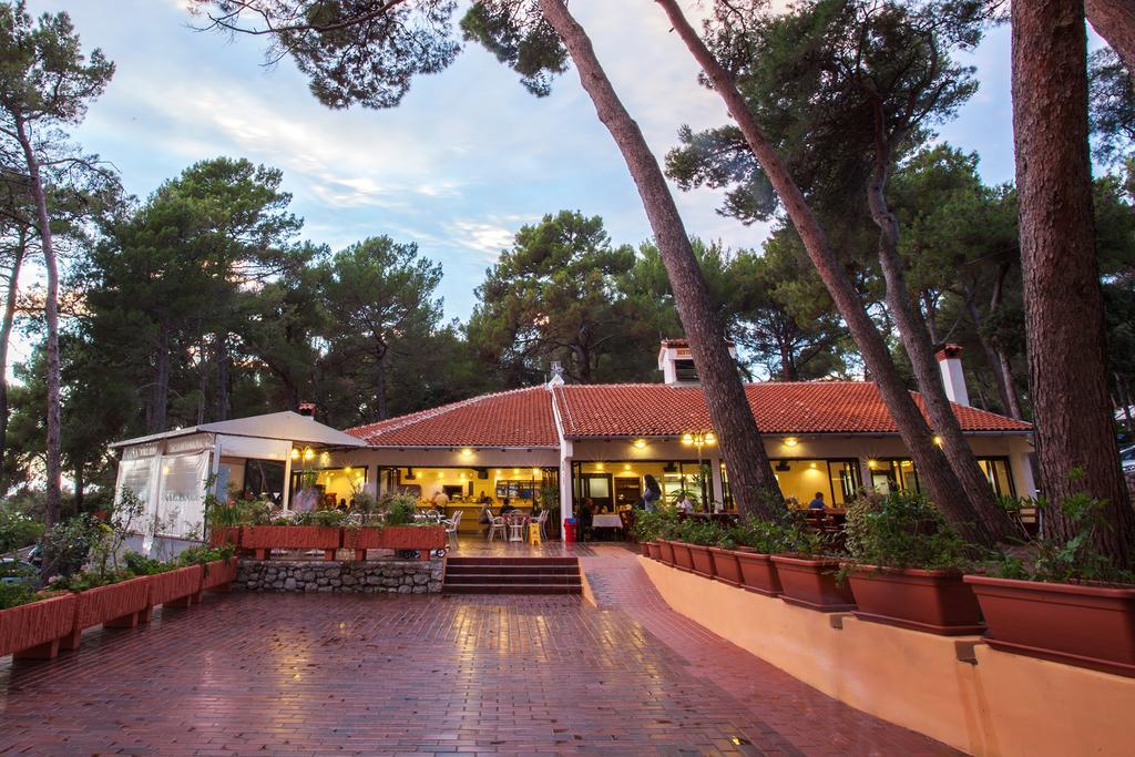 Camping Village Poljana Mali Losinj Ngoại thất bức ảnh